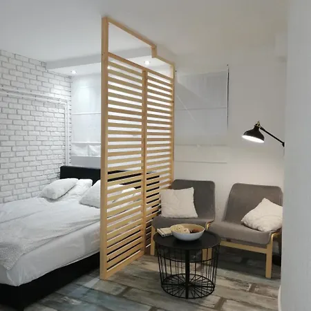Hilly Apartment *